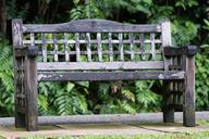 park-bench-green-singapore-1323750.jpg